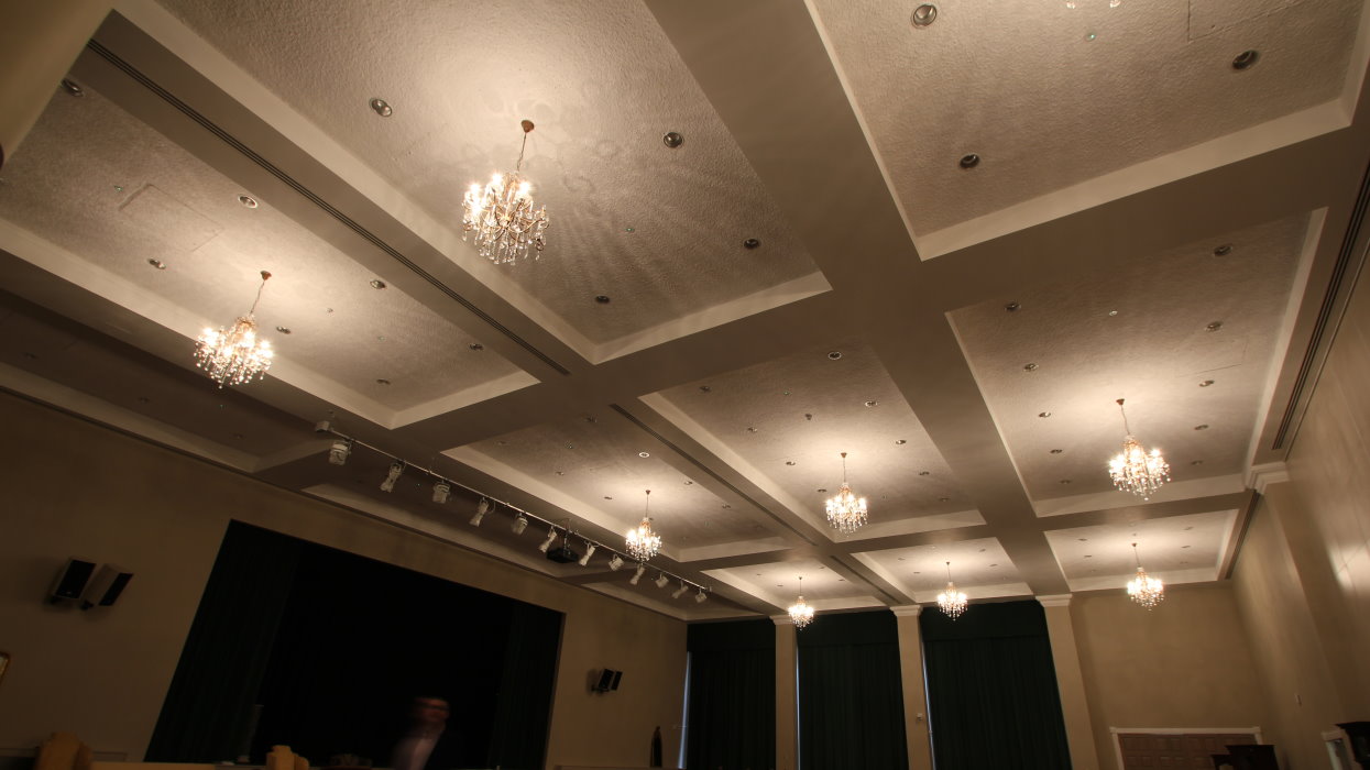 Tennants great room ceiling